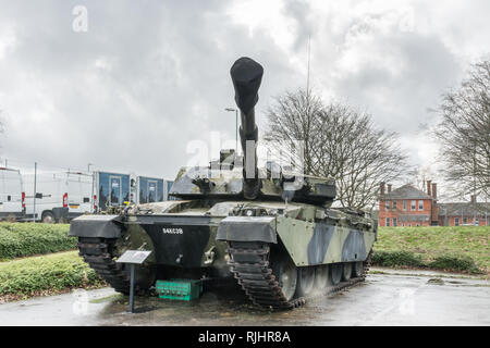 Réservoir à l'extérieur de l'armée Musée Militaire d'Aldershot dans le Hampshire, au Royaume-Uni. Challenger 1 char de combat principal (CCP), 1981 Banque D'Images