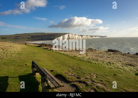 Point de vue sur la falaise surplombant les Sept Soeurs de falaises. Banque D'Images