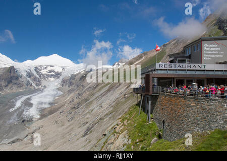 Vue depuis le Kaiser-Franz-Josefs-Hoehe au Johannisberg, Parc National du Hohe Tauern, Hessen, Allemagne Banque D'Images