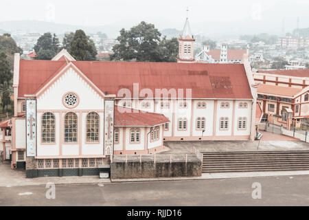 Avis de Jawaharlal Nehru Stadium (Shillong), est un stade de football de Shillong, Meghalaya, en Inde. principalement pour le football et accueille les matches à domicile de Sh Banque D'Images