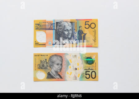 50 Australian old and new bank note isolés contre fond blanc Banque D'Images