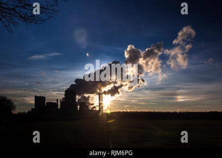 Brown coal power station Niederaußem de RWE Power AG Banque D'Images