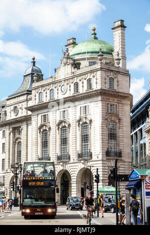 Royaume-Uni Grande-Bretagne Angleterre Londres Westminster Piccadilly Circus Regent Rue County Fire and Alliance Life Office Building Reginald B. Banque D'Images