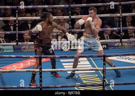 Jake Ball vs Craig Richards à l'O2 arena. Londres, Royaume-Uni. Banque D'Images