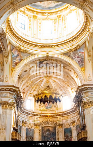 Bergame, Italie - Jan 25, 2019 - à l'intérieur intérieur de la cathédrale en Citta Alta, Cattedrale di Bergamo, une cathédrale catholique romaine de peintures et décoration Banque D'Images