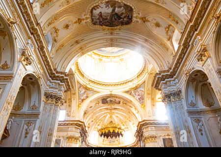 Bergame, Italie - Jan 25, 2019 - à l'intérieur intérieur de la cathédrale en Citta Alta, Cattedrale di Bergamo, une cathédrale catholique romaine de peintures et décoration Banque D'Images