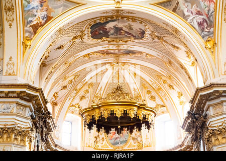 Bergame, Italie - Jan 25, 2019 - à l'intérieur intérieur de la cathédrale en Citta Alta, Cattedrale di Bergamo, une cathédrale catholique romaine de peintures et décoration Banque D'Images