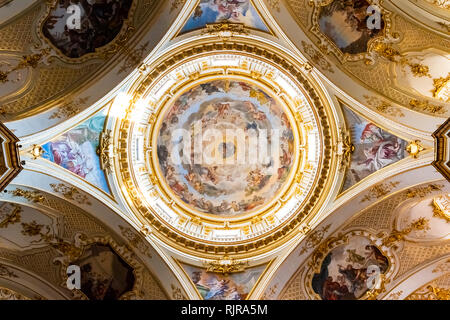 Bergame, Italie - Jan 25, 2019 - à l'intérieur intérieur de la cathédrale en Citta Alta, Cattedrale di Bergamo, une cathédrale catholique romaine de peintures et décoration Banque D'Images