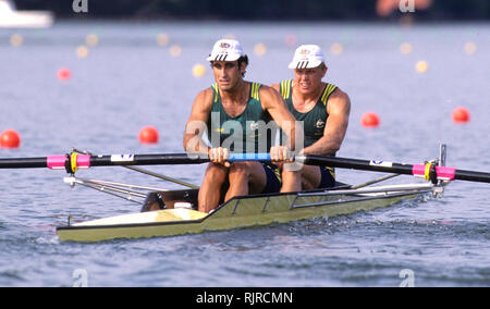 Atlanta, Geogia, USA., AUS M2- ,Robert SCOTT, David WEIGHTMAN, médaillé d'argent. 1996 Jeux Olympiques d'aviron, le Lac Lanier, Géorgie, [crédit obligatoire Peter Spurrier/ Intersport Images] Banque D'Images