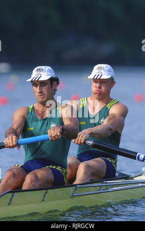 Atlanta, Geogia, USA., AUS M2- ,Robert SCOTT, David WEIGHTMAN, médaillé d'argent. 1996 Jeux Olympiques d'aviron, le Lac Lanier, Géorgie, [crédit obligatoire Peter Spurrier/ Intersport Images] Banque D'Images