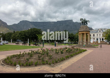 Delville Wood Memorial en face de la South African Museum, le jardin, Le Cap, Afrique du Sud Banque D'Images