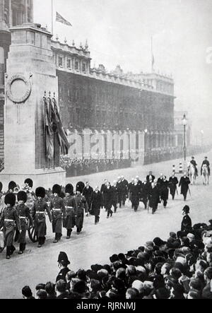 Funérailles du roi George V (1936), Roi du Royaume-Uni et les Dominions britanniques, et l'empereur de l'Inde, à partir du 6 mai 1910 jusqu'à sa mort en 1936. Les quatre fils du roi (le roi Édouard VIII, le duc de York, le duc de Gloucester et le duc de Kent) prendre part à l'état de funérailles. Banque D'Images