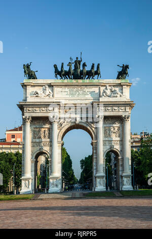 Arc de la paix, place Sempione, Milan, Italie Banque D'Images