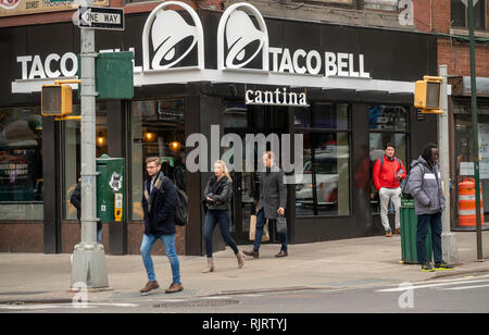 Une toute nouvelle franchise Cantina Taco Bell dans le quartier de Chelsea, New York le Mercredi, Février 6, 2019. (Â© Richard B. Levine) Banque D'Images