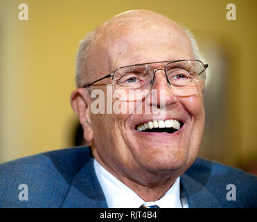 Washington DC, USA. 07Th Feb 2019. PHOTO : ex-John Dingell, Rép. le plus ancien membre du Congrès, est décédé à 92. Sur la photo : Mar. 10, 2011 - Washington, District of Columbia, États-Unis - Rempl. John Dingell, (D-MI) témoigne devant un comité de la sécurité intérieure de la Chambre audience sur ''La mesure de la radicalisation de la communauté musulmane américaine et que la réponse de la Communauté. Credit : Pete Marovich/ZUMAPRESS.com/Alamy Live News Banque D'Images