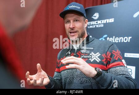 Sont, en Suède. 24 Jan, 2017. Championnats du Monde de ski alpin, ski, la formation, les hommes : Aksel Lund Svindal à partir de la Norvège prend la parole à une conférence de presse au sujet de sa carrière à venir fin. crédit : Michael Kappeler/dpa/Alamy Live News Banque D'Images