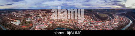 Vue panoramique aérienne de Veliko Tarnovo en Bulgarie - Image Banque D'Images