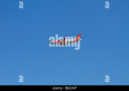 Palma-de-Mallorca, Espagne - Oct 02, 2018 : Avion d'EasyJet Airlines company lors de l'atterrissage Banque D'Images