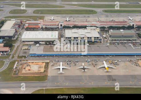 Singapour - 04 NOVEMBRE 2015 : Vue aérienne de l'aéroport de Changi. L'aéroport Changi de Singapour est le principal aéroport civil de Singapour, et l'un des g Banque D'Images