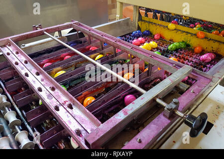 / Pâques oeufs de Pâques colorés couleur fraîchement . Banque D'Images