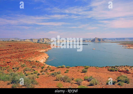 Lake Powell, USA - Scenic sommaire du Glen Canyon Recreation Area tout en commençant au coucher du soleil Banque D'Images