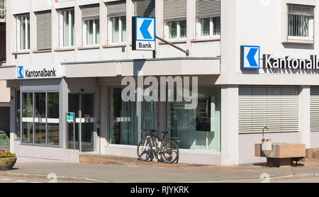 Bremgarten, Suisse - 16 juin 2018 : le bureau de la société Aargauische Kantonalbank sur Zurcherstrasse street. Aargauische Kantonalbank est le service cantonal Banque D'Images