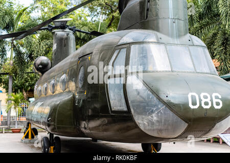 HO CHI MINH ville, VIETNAM - le 25 janvier 2019 : le Musée des débris de guerre. US AIR FORCE près de Saigon Remnants Museum capturés pendant la guerre, les plus populaires Banque D'Images