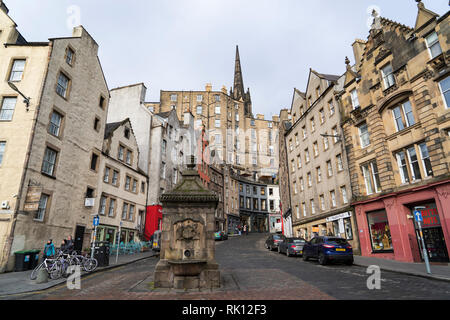 Voir l'ouest de Bow Street à Édimbourg Grassmarket dans vieille ville, Ecosse, Royaume-Uni Banque D'Images