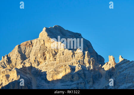 Tofana di Mezzo de Passo Giau, Dolomites, Veneto, Italie Banque D'Images