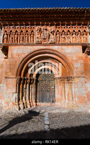 L'église San Juan, Moarves de Ojeda, Montaña Palentina, Palencia, Castille et Leon, Espagne, Europe Banque D'Images