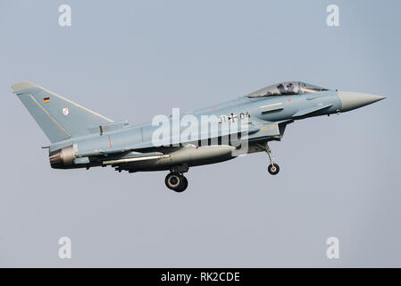 Un chasseur multirôle Eurofighter Typhoon de l'air allemande. Banque D'Images