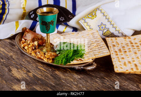 Vintage plaque seder pour juive de la Pâque. Vue de dessus Banque D'Images