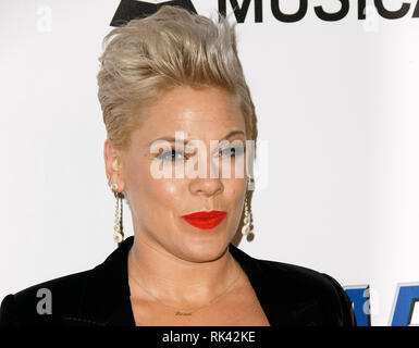 LOS ANGELES, CA - 08 février : Rose à la personne MusiCares de l'année hommage tenue à Los Angeles Convention Center, West Hall le 8 février 2019 à Los Angeles, Californie. Photo : imageSPACE/MediaPunch Banque D'Images