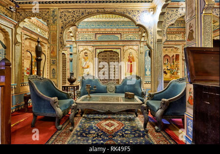 Capture d'intérieur orné et décoré Kothari Patwa Haveli, Jaisalmer, Rajasthan, India Banque D'Images