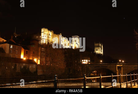 Château de Durham et cathédrale de l'usure de la rivière Banque D'Images