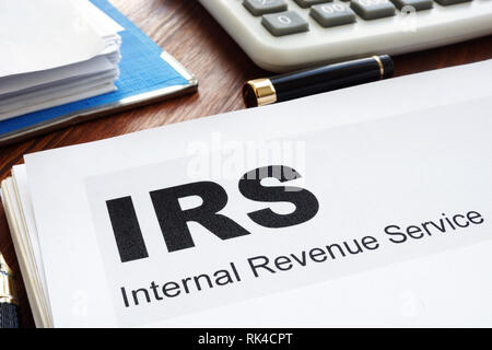 IRS Internal Revenue Service documents et dossiers. Banque D'Images