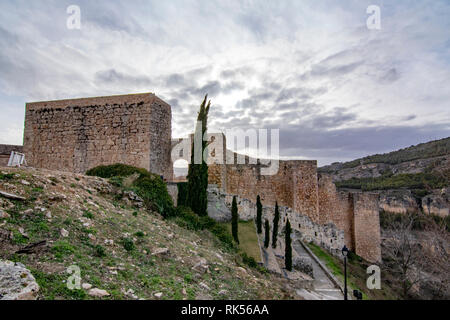 Cuenca, Espagne ; Février 2017 : Ruines du château médiéval de Cuenca, Espagne Banque D'Images