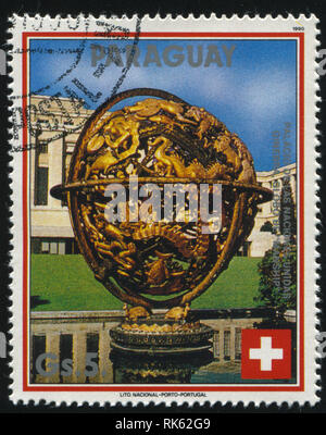 Russie KALININGRAD, 19 avril 2017 : timbres par le Paraguay, montre Manship Globe, DES NATIONS UNIES À GENÈVE, vers 1990 Banque D'Images