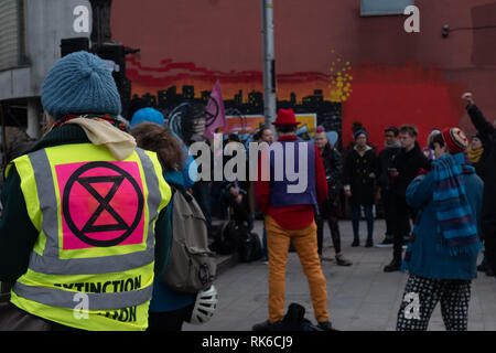 9 Feb 2019. Londres, Royaume-Uni. Rébellion d'Extinction Londres samedi démo party Crédit : Emin Ozkan / Alamy Live News Banque D'Images