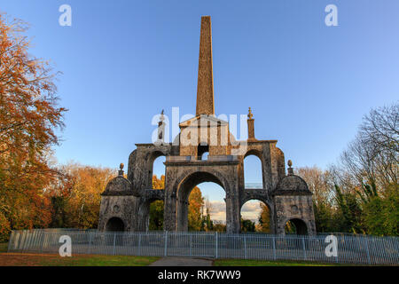 L'Obélisque Conolly's Folly construite au sein de Castletown Estate de fournir de l'emploi au cours de la famine de 1740-41, situé à Maynooth, Kildare, Irlande Banque D'Images