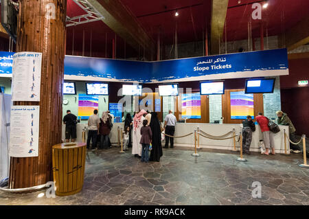 Entrée principale et les bureaux de vente de billets dans le Ski Dubaï à l'intérieur du centre commercial Mall of the Emirates shopping mall à Dubaï dans le centre-ville de Dubaï au point de correspondance sur quatre Shei Banque D'Images