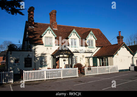 Le White Hart public house Cadnam Parc national New Forest Hampshire Angleterre Banque D'Images