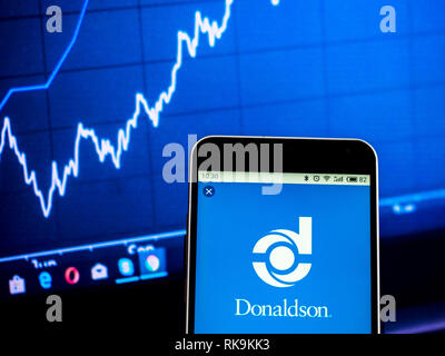 Filtration Donaldson Company Logo de l'entreprise vu affichée sur smart phone Banque D'Images