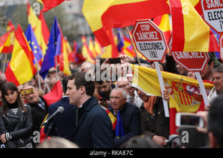 Madrid, Espagne. 10 fév, 2019. Pablo Casado, président du parti Partido Popular (PP) vu au cours de la manifestation appelée par le PP et de citoyens qui a eu lieu à la Plaza de ColÃ³n à Madrid, où plus de 20 000 personnes ont assisté. Credit : Jésus Encarna SOPA/Images/ZUMA/Alamy Fil Live News Banque D'Images