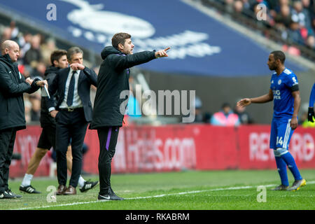 Londres, Royaume-Uni. 10 fév 2019. Mauricio Pochettino manager de Tottenham Hotspur lors de la Premier League match entre Tottenham Hotspur et Leicester City au stade de Wembley, Londres, Angleterre le 10 février 2019. Photo par Salvio Calabrese. Usage éditorial uniquement, licence requise pour un usage commercial. Aucune utilisation de pari, de jeux ou d'un seul club/ligue/dvd publications. Credit : UK Sports Photos Ltd/Alamy Live News Banque D'Images