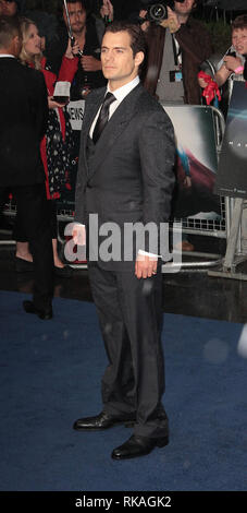 Jun 12, 2013 - Londres, Angleterre, Royaume-Uni - Homme d'acier première européenne, Empire, Leicester Square Photo montre : Henry Cavill Banque D'Images