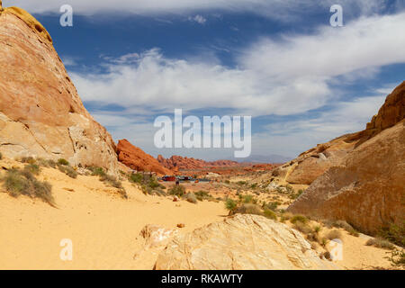 Vue à partir de la zone de coupoles blanches de la Vallée de Feu State Park, Overton, Nevada, United States. Banque D'Images