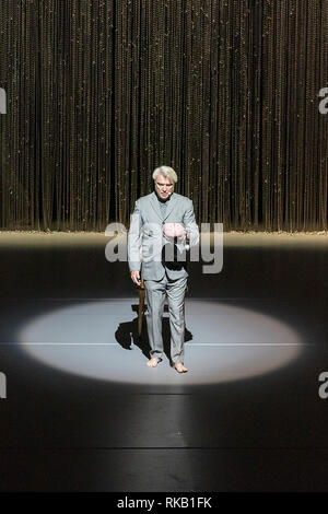 David Byrne's American Utopia tour Premier Direct Arena, Leeds, UK, 21 Octobre 2018 Banque D'Images