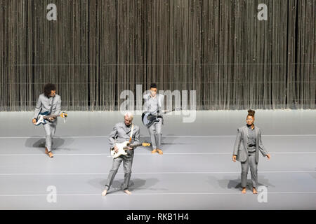 David Byrne's American Utopia tour Premier Direct Arena, Leeds, UK, 21 Octobre 2018 Banque D'Images