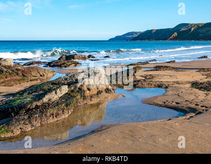 Plage déserte de sable, Pease Bay, Berwickshire, Scottish Borders, Scotland, UK Banque D'Images